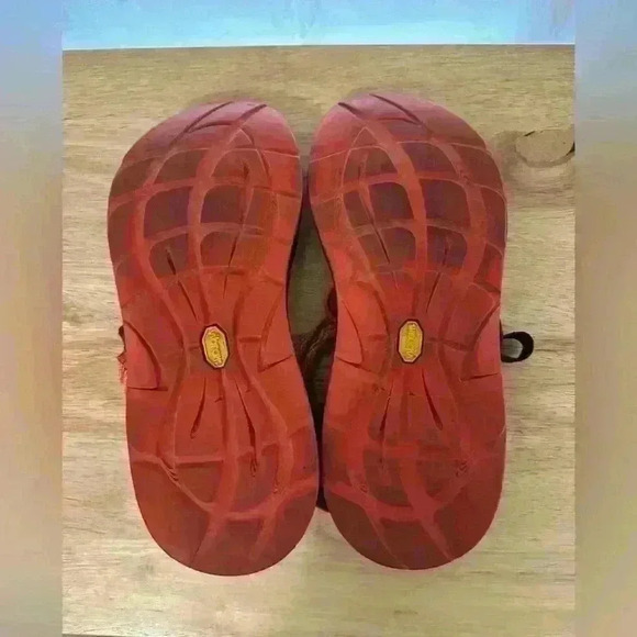 Chaco Women’s Sz 7 Z/2 Classic Outdoor Hiking Sandals - Orange‎ Chevron Print - Picture 6 of 9